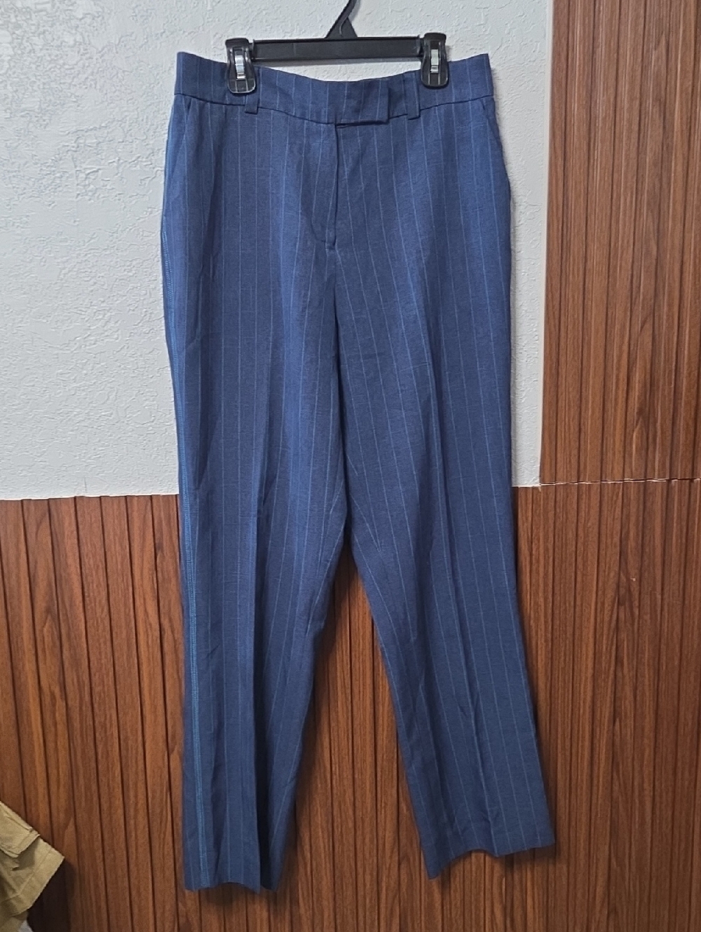 Courtenay Petite Dark Blue Striped Blouse Sz 8